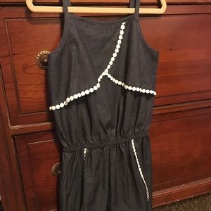 Romper with lace stitching